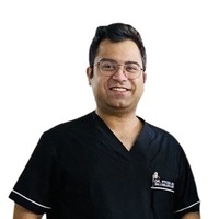 Dr. Piyush Dua
