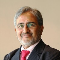 Dr. Ishwar Gilada